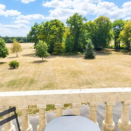 Chateau De Savonnieres לינה וארוחת בוקר *