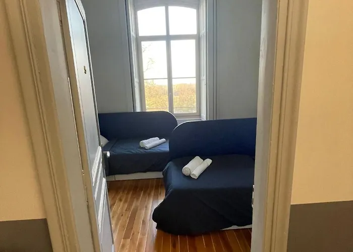 Couette-café Château De Savonnières *