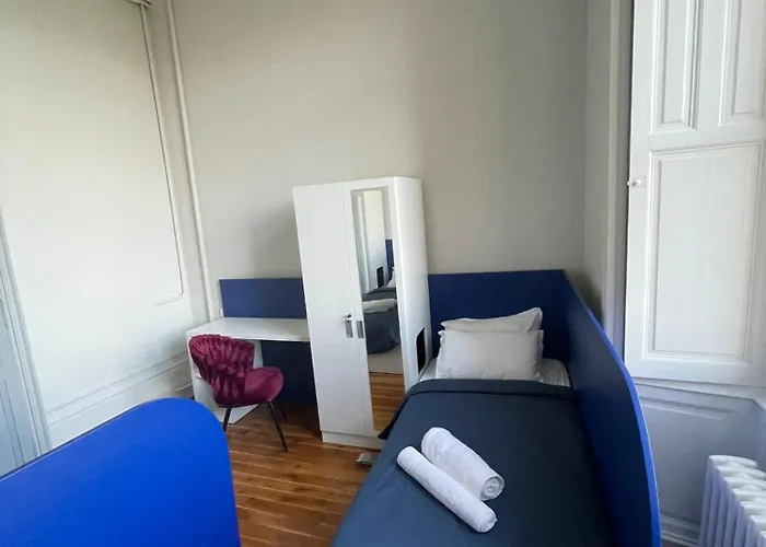 Château De Savonnières * La Bruere-sur-Loir